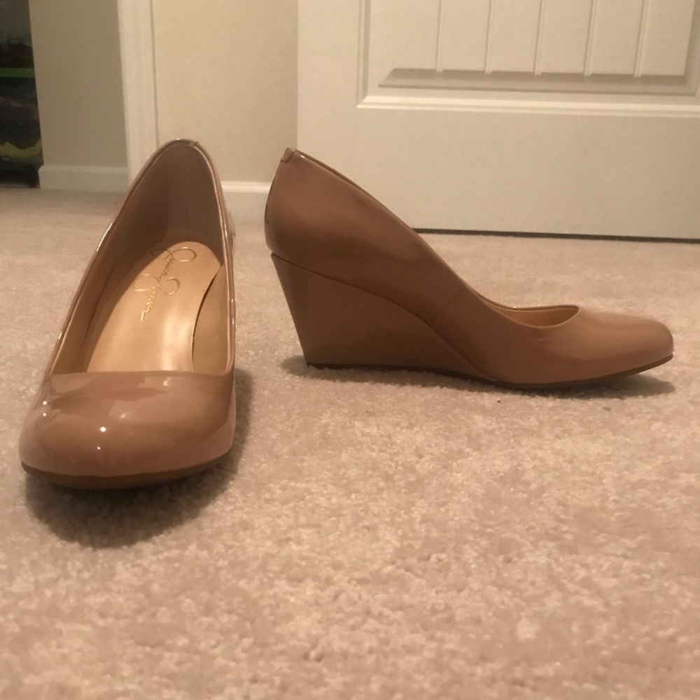 Jessica Simpson pump wedge
